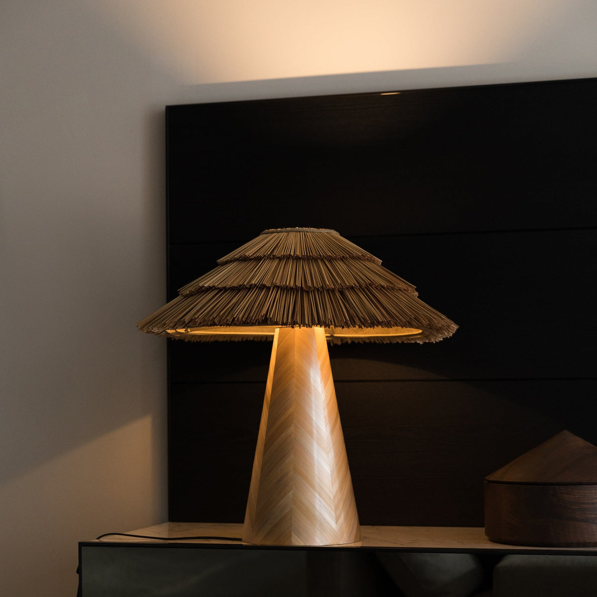 ROOTS OF HOME MEDIUM BEIGE TABLE LAMP
