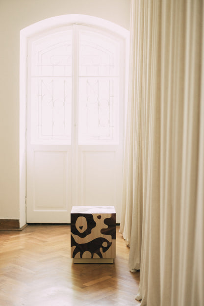 TOTEM SIDE TABLE