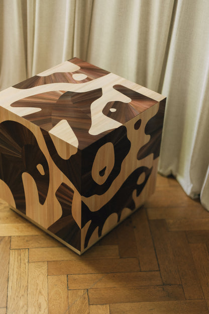TOTEM SIDE TABLE