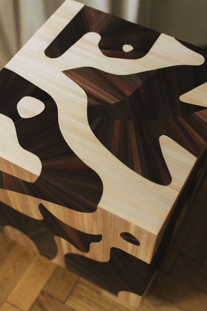 TOTEM SIDE TABLE